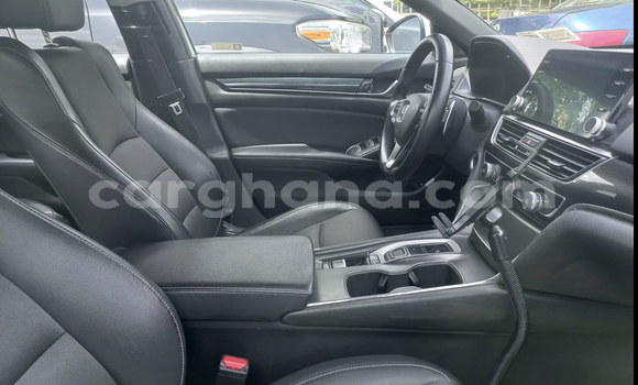 Sayi Na hannu Honda Accord White Mota in Accra a Greater Accra Sayi Na hannu Honda Accord White Mota in Accra a Greater Accra