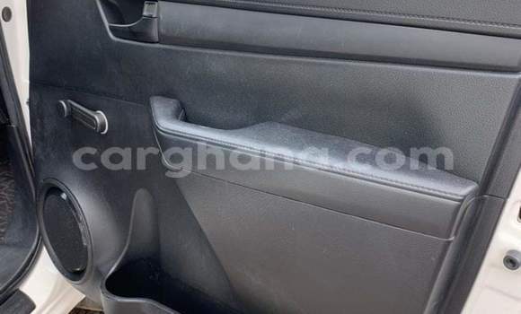 Buy Used Toyota Hilux White Car in Sekondi–Takoradi Metropolitan in Western Buy Used Toyota Hilux White Car in Sekondi–Takoradi Metropolitan in Western