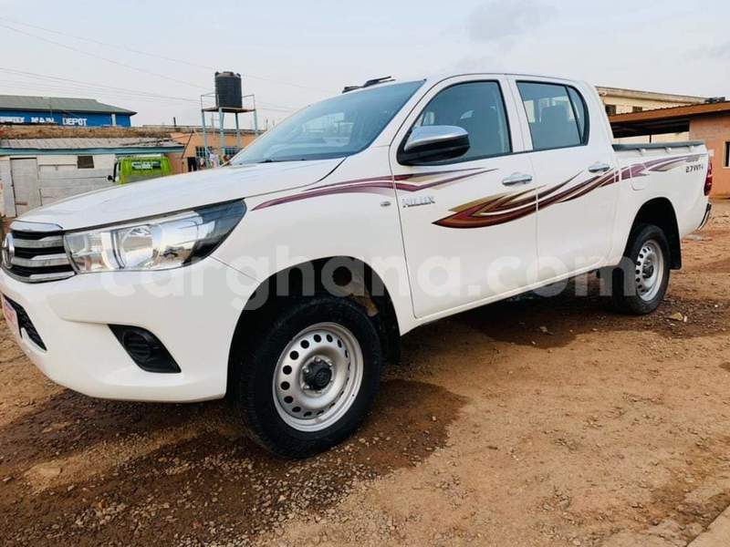 Big with watermark toyota hilux western sekondi takoradi metropolitan 46875