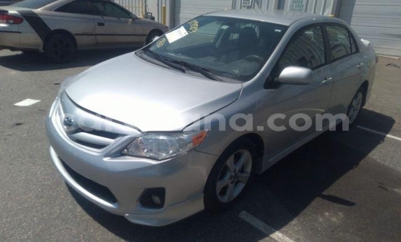 Ra Àlòkù Toyota Corolla Silver Ọkọ̀ in Tema ni Greater Accra