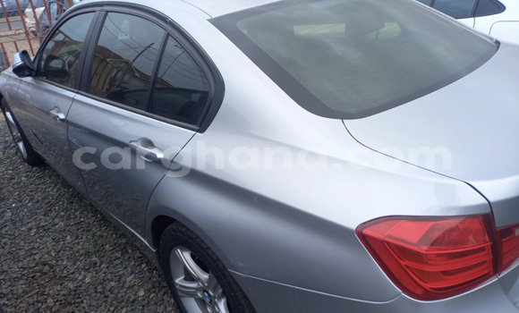 Sayi Na hannu BMW 321 Azurfa Mota in Accra a Greater Accra Sayi Na hannu BMW 321 Azurfa Mota in Accra a Greater Accra