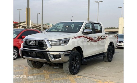 Ra Imported Toyota Hilux funfun Ọkọ̀ in Import - Dubai ni Ashanti Ra Imported Toyota Hilux funfun Ọkọ̀ in Import - Dubai ni Ashanti