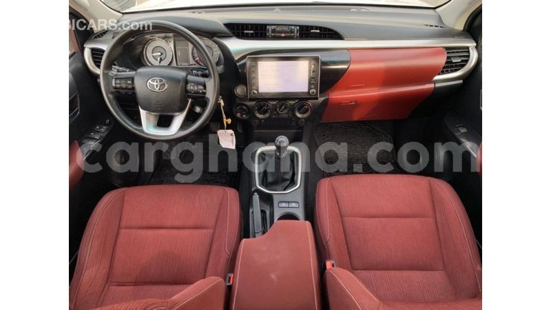 Big with watermark toyota hilux ashanti import dubai 46939