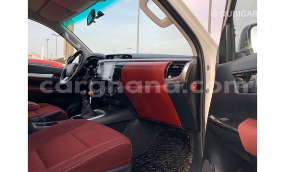 Ra Imported Toyota Hilux funfun Ọkọ̀ in Import - Dubai ni Ashanti Ra Imported Toyota Hilux funfun Ọkọ̀ in Import - Dubai ni Ashanti