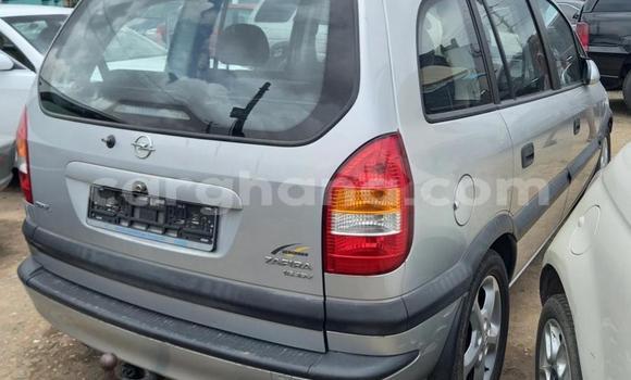 Buy Used Opel Zafira Beige Car in Sekondi–Takoradi Metropolitan in Western