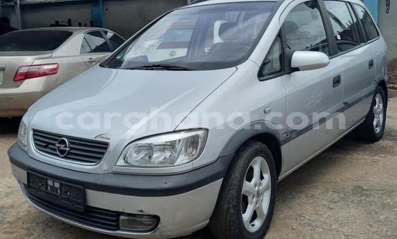 Ra Àlòkù Opel Zafira Alagara Ọkọ̀ in Sekondi–Takoradi Metropolitan ni Oorun Ra Àlòkù Opel Zafira Alagara Ọkọ̀ in Sekondi–Takoradi Metropolitan ni Oorun