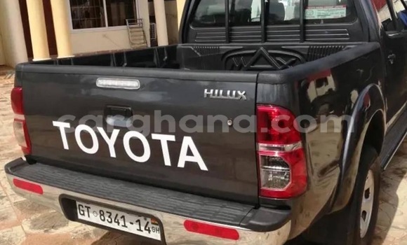 Buy Used Toyota Hilux Black Car in Accra in Greater Accra Buy Used Toyota Hilux Black Car in Accra in Greater Accra