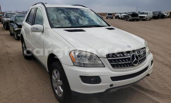 Buy Used Mercedes‒Benz ML–Class White Car in Accra in Greater Accra