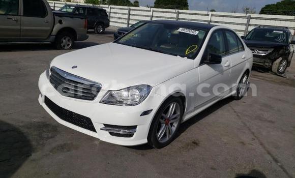 Buy Used Mercedes‒Benz C–Class White Car in Tema in Greater Accra
