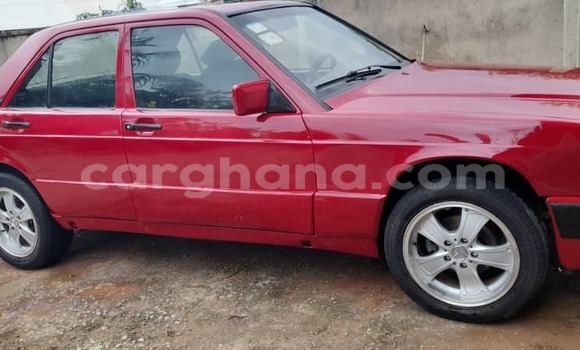 Buy Used Mercedes‒Benz 190 Red Car in Accra in Greater Accra Buy Used Mercedes‒Benz 190 Red Car in Accra in Greater Accra