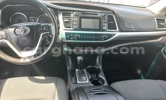 Ra Àlòkù Toyota Highlander Black Ọkọ̀ in Accra ni Greater Accra Ra Àlòkù Toyota Highlander Black Ọkọ̀ in Accra ni Greater Accra