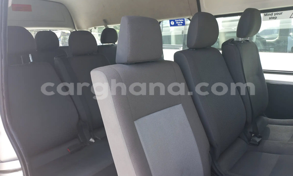 Buy Used Toyota Hiace White Car in Accra in Greater Accra Buy Used Toyota Hiace White Car in Accra in Greater Accra