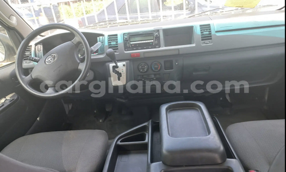 Buy Used Toyota Hiace White Car in Accra in Greater Accra Buy Used Toyota Hiace White Car in Accra in Greater Accra