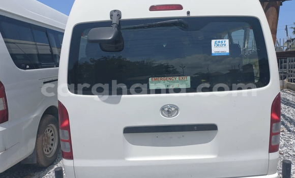 Buy Used Toyota Hiace White Car in Accra in Greater Accra Buy Used Toyota Hiace White Car in Accra in Greater Accra