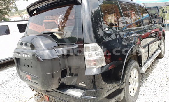 Buy Used Mitsubishi Pajero Black Car in Accra in Greater Accra Buy Used Mitsubishi Pajero Black Car in Accra in Greater Accra