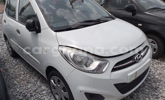Ra Àlòkù Hyundai i10 funfun Ọkọ̀ in Accra ni Greater Accra Ra Àlòkù Hyundai i10 funfun Ọkọ̀ in Accra ni Greater Accra