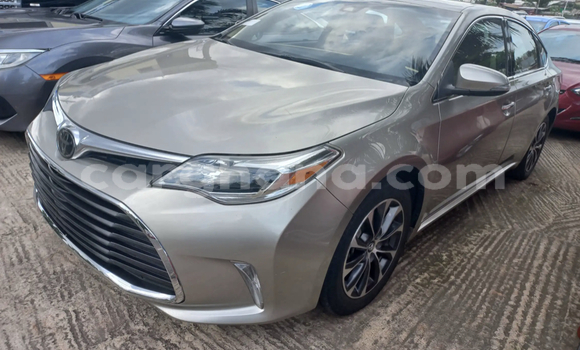 Sayi Na hannu Toyota Avalon Sauran Mota in Accra a Greater Accra Sayi Na hannu Toyota Avalon Sauran Mota in Accra a Greater Accra