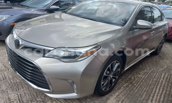 Sayi Na hannu Toyota Avalon Sauran Mota in Accra a Greater Accra Sayi Na hannu Toyota Avalon Sauran Mota in Accra a Greater Accra