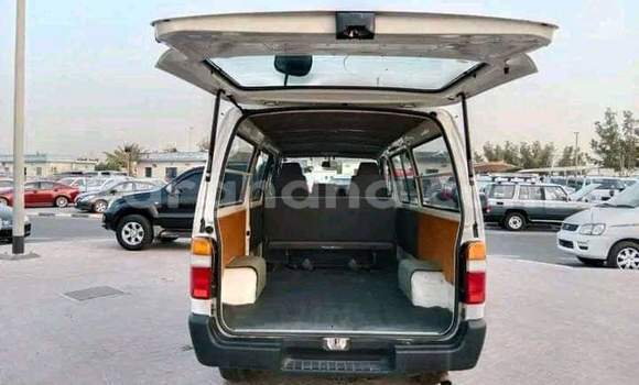 Sayi Na hannu Toyota Hiace White Mota in Sekondi a Yamma Sayi Na hannu Toyota Hiace White Mota in Sekondi a Yamma