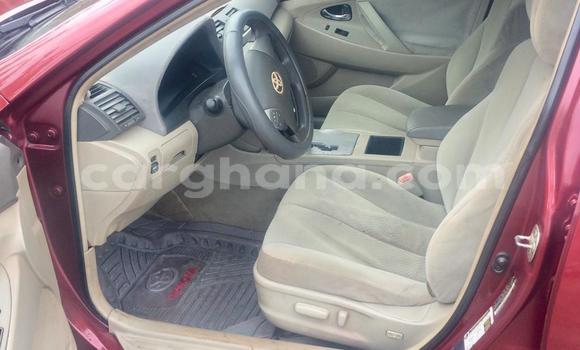 Sayi Na hannu Toyota Camry Red Mota in Kumasi a Ashanti