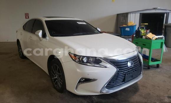 Buy Used Lexus ES White Car in Accra in Greater Accra