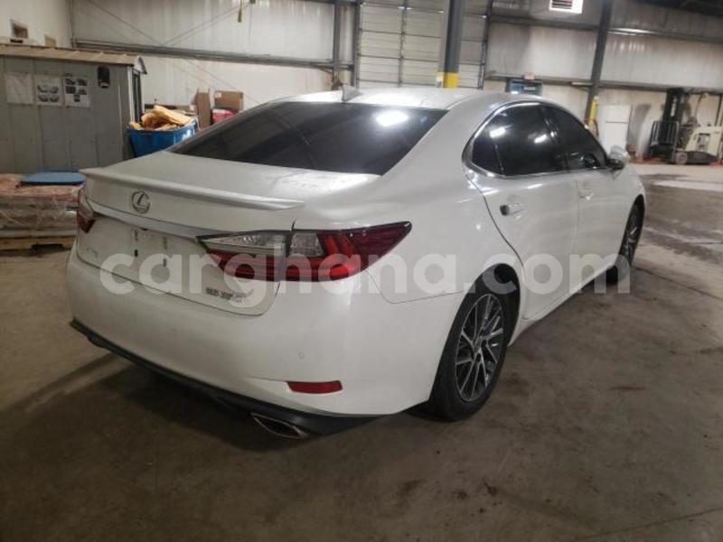 Big with watermark lexus es greater accra accra 47003