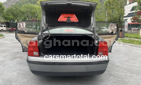 Buy Used Volkswagen Passat Silver Car in Accra in Greater Accra Buy Used Volkswagen Passat Silver Car in Accra in Greater Accra