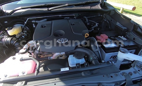 Buy Used Toyota Hilux White Car in Accra in Greater Accra Buy Used Toyota Hilux White Car in Accra in Greater Accra