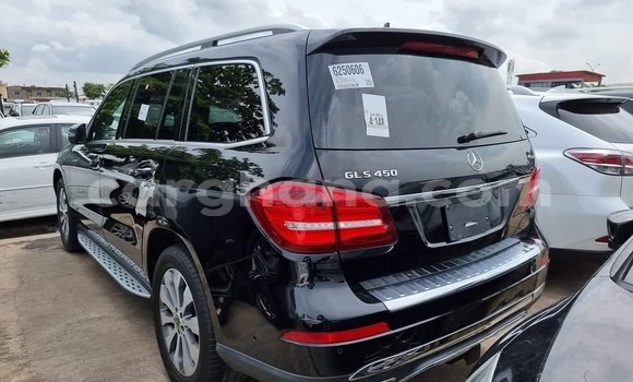 Ra Àlòkù Mercedes‒Benz GLS-klasse Black Ọkọ̀ in Accra ni Greater Accra