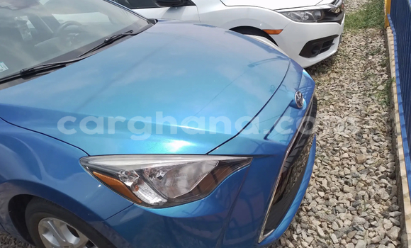 Ra Àlòkù Toyota Yaris Blue Ọkọ̀ in Accra ni Greater Accra