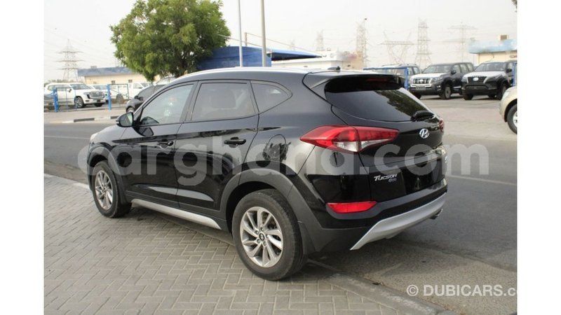 Big with watermark hyundai tucson ashanti import dubai 47071