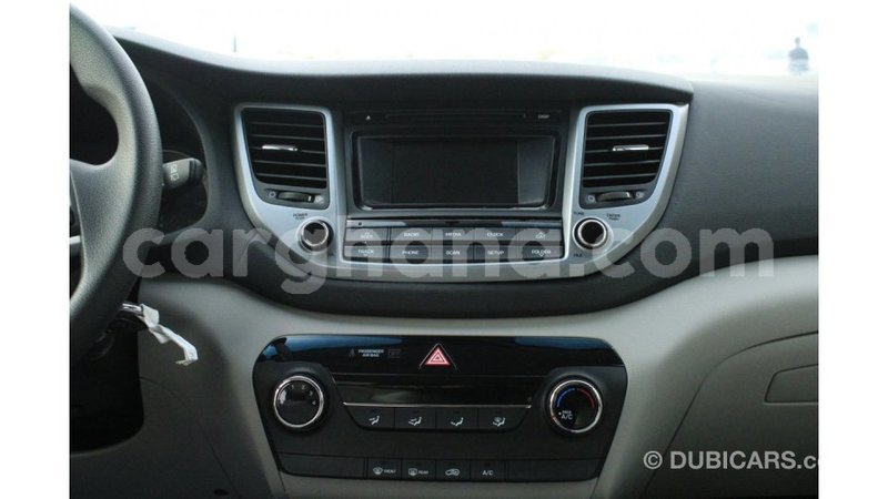 Big with watermark hyundai tucson ashanti import dubai 47071