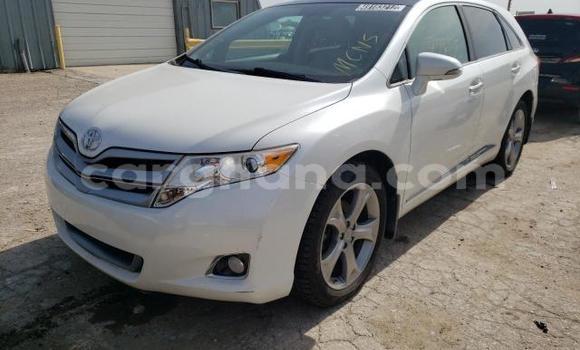 Buy Used Toyota Venza White Car in Accra in Greater Accra
