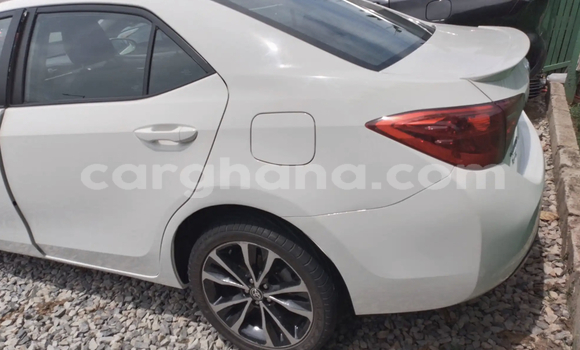 Buy Used Toyota Corolla White Car in Accra in Greater Accra Buy Used Toyota Corolla White Car in Accra in Greater Accra