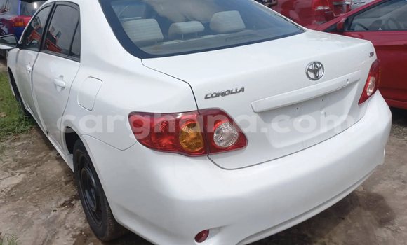 Buy Used Toyota Corolla White Car in Accra in Greater Accra