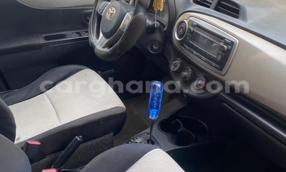 Sayi Na hannu Toyota Vitz Blue Mota in Accra a Greater Accra Sayi Na hannu Toyota Vitz Blue Mota in Accra a Greater Accra