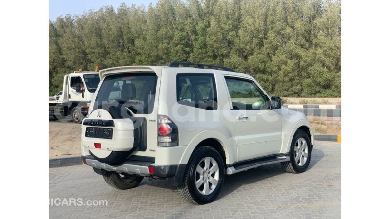 Big with watermark mitsubishi pajero ashanti import dubai 47114