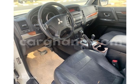 Ra Imported Mitsubishi Pajero funfun Ọkọ̀ in Import - Dubai ni Ashanti Ra Imported Mitsubishi Pajero funfun Ọkọ̀ in Import - Dubai ni Ashanti