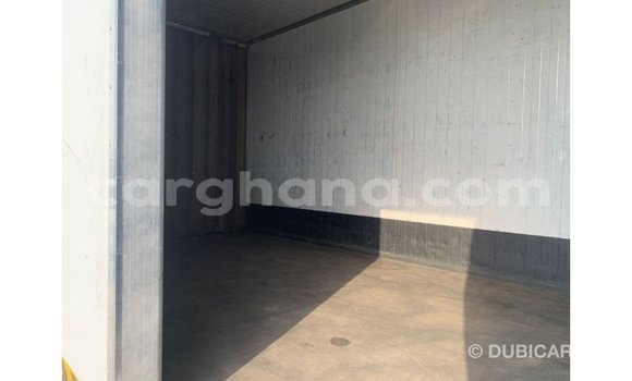 Ra Imported Mitsubishi i funfun Ọkọ̀ in Import - Dubai ni Ashanti Ra Imported Mitsubishi i funfun Ọkọ̀ in Import - Dubai ni Ashanti