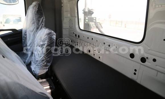 Buy New Hino GH White Truck in Import - Dubai in Ashanti Buy New Hino GH White Truck in Import - Dubai in Ashanti