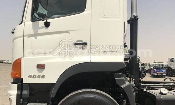 Buy New Hino SV White Truck in Import - Dubai in Ashanti Buy New Hino SV White Truck in Import - Dubai in Ashanti