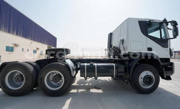 Buy New Iveco Trakker White Truck in Import - Dubai in Ashanti Buy New Iveco Trakker White Truck in Import - Dubai in Ashanti