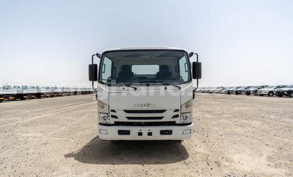 Buy New Isuzu NPR 85H White Truck in Import - Dubai in Ashanti