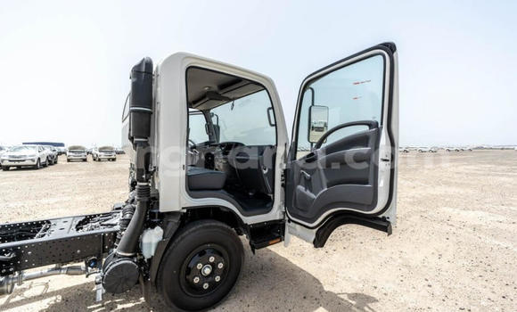 Buy New Isuzu NPR 85H White Truck in Import - Dubai in Ashanti Buy New Isuzu NPR 85H White Truck in Import - Dubai in Ashanti