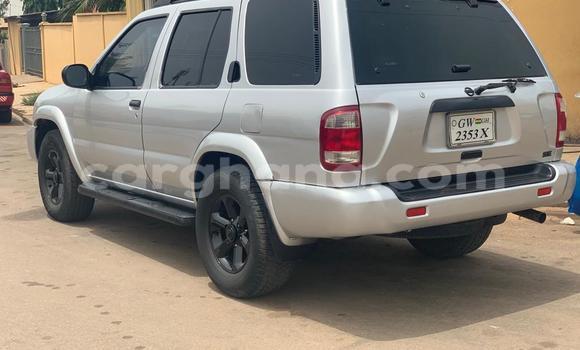 Buy Used Nissan Pathfinder Silver Car in Accra in Greater Accra Buy Used Nissan Pathfinder Silver Car in Accra in Greater Accra