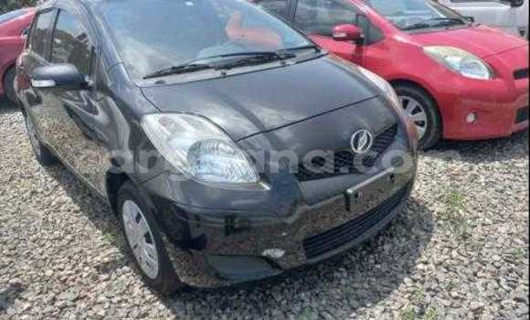 Sayi Na hannu Toyota Vitz Black Mota in Accra a Greater Accra Sayi Na hannu Toyota Vitz Black Mota in Accra a Greater Accra