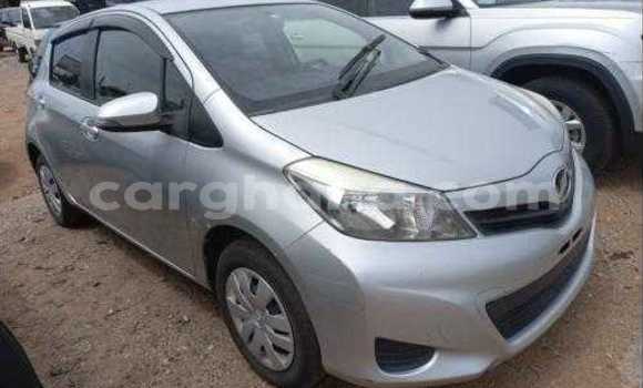 Sayi Na hannu Toyota Vitz Azurfa Mota in Accra a Greater Accra Sayi Na hannu Toyota Vitz Azurfa Mota in Accra a Greater Accra