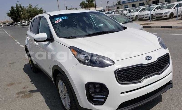 Buy Used Kia Sportage White Car in Accra in Greater Accra Buy Used Kia Sportage White Car in Accra in Greater Accra