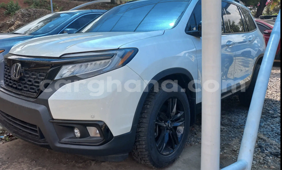 Ra Àlòkù Honda Pilot funfun Ọkọ̀ in Accra ni Greater Accra Ra Àlòkù Honda Pilot funfun Ọkọ̀ in Accra ni Greater Accra