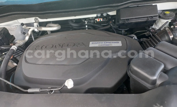 Ra Àlòkù Honda Pilot funfun Ọkọ̀ in Accra ni Greater Accra Ra Àlòkù Honda Pilot funfun Ọkọ̀ in Accra ni Greater Accra